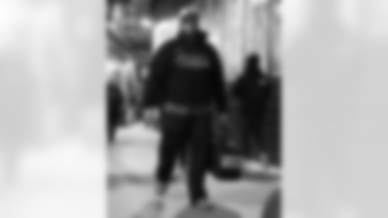 New England Patriots vs Buffalo Bills, Regular Season, December 14, 2025 at Gillette Stadium.