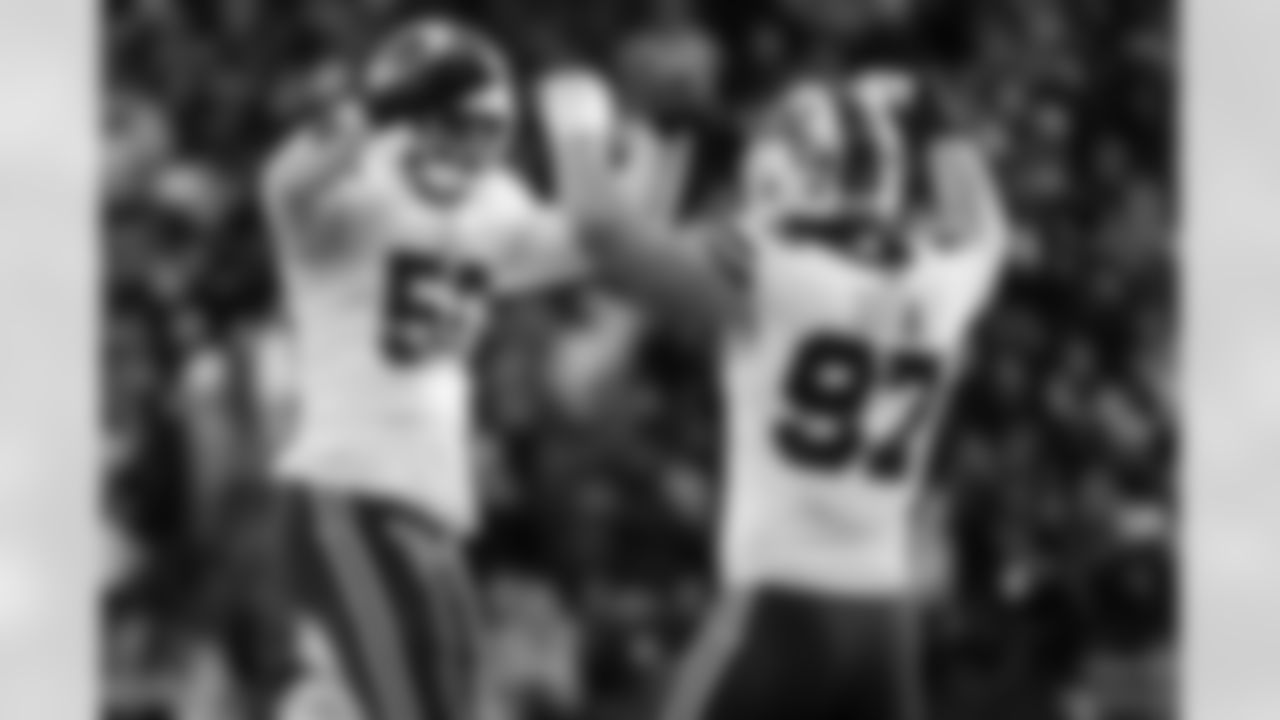 Cleveland Browns vs Buffalo Bills, Regular Season, December 21, 2025 at Huntington Bank Field.