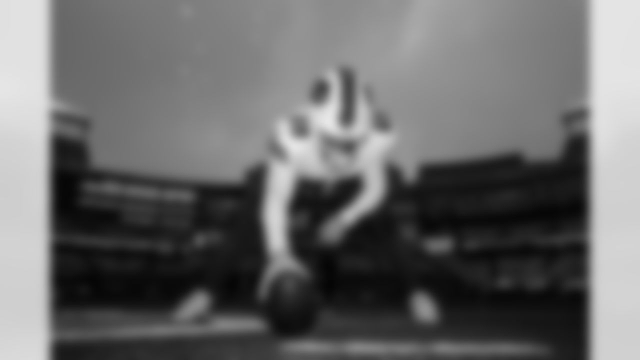 New England Patriots vs Buffalo Bills, Regular Season, December 14, 2025 at Gillette Stadium.