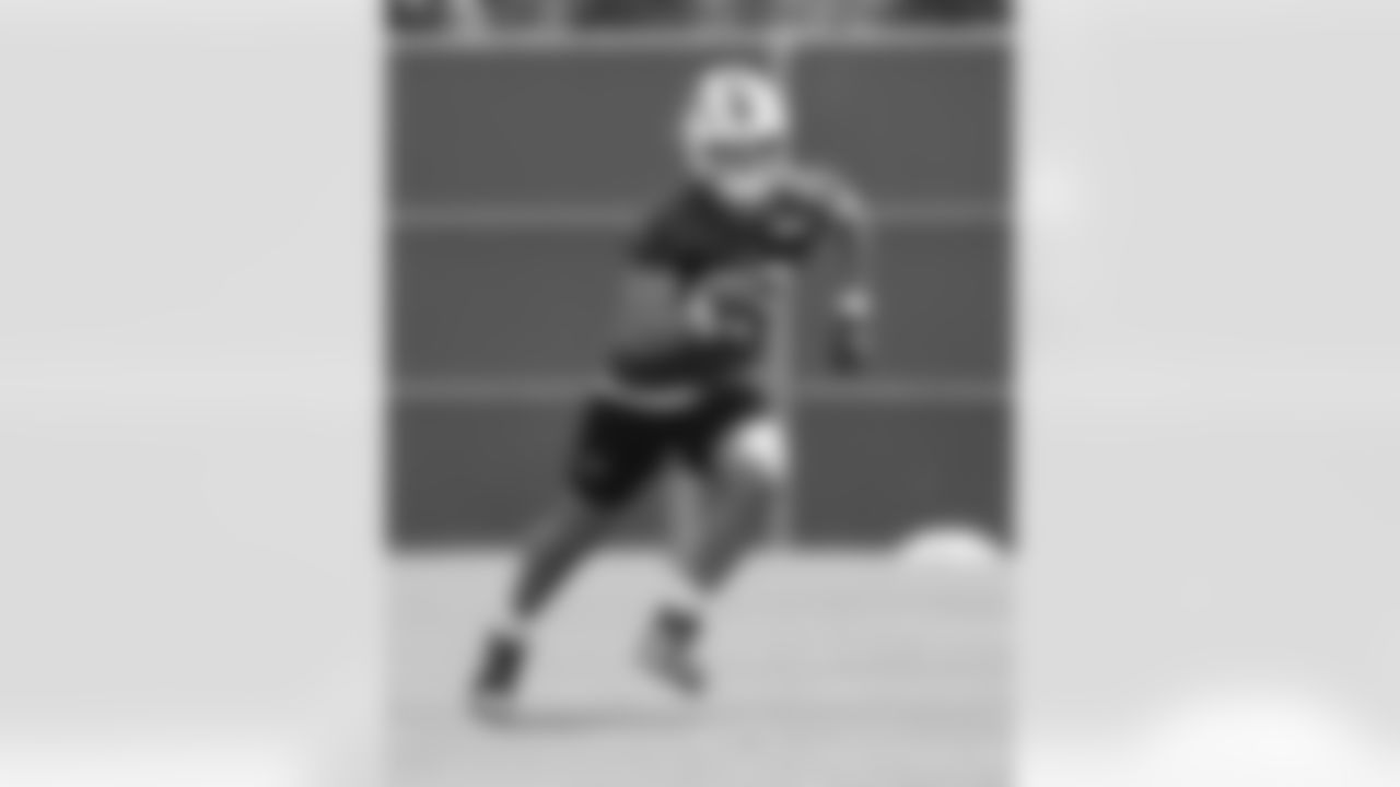 Keleki Latu (83). Buffalo Bills Mandatory Minicamp, June 11, 2025 at the Buffalo Bills Training Center.