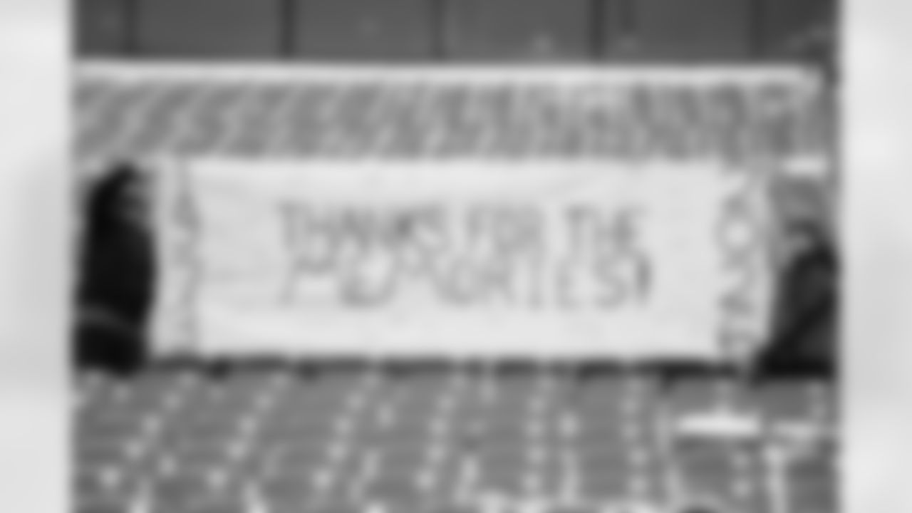 Buffalo Bills vs New York Jets, Regular Season, January 04, 2026 at Highmark Stadium.