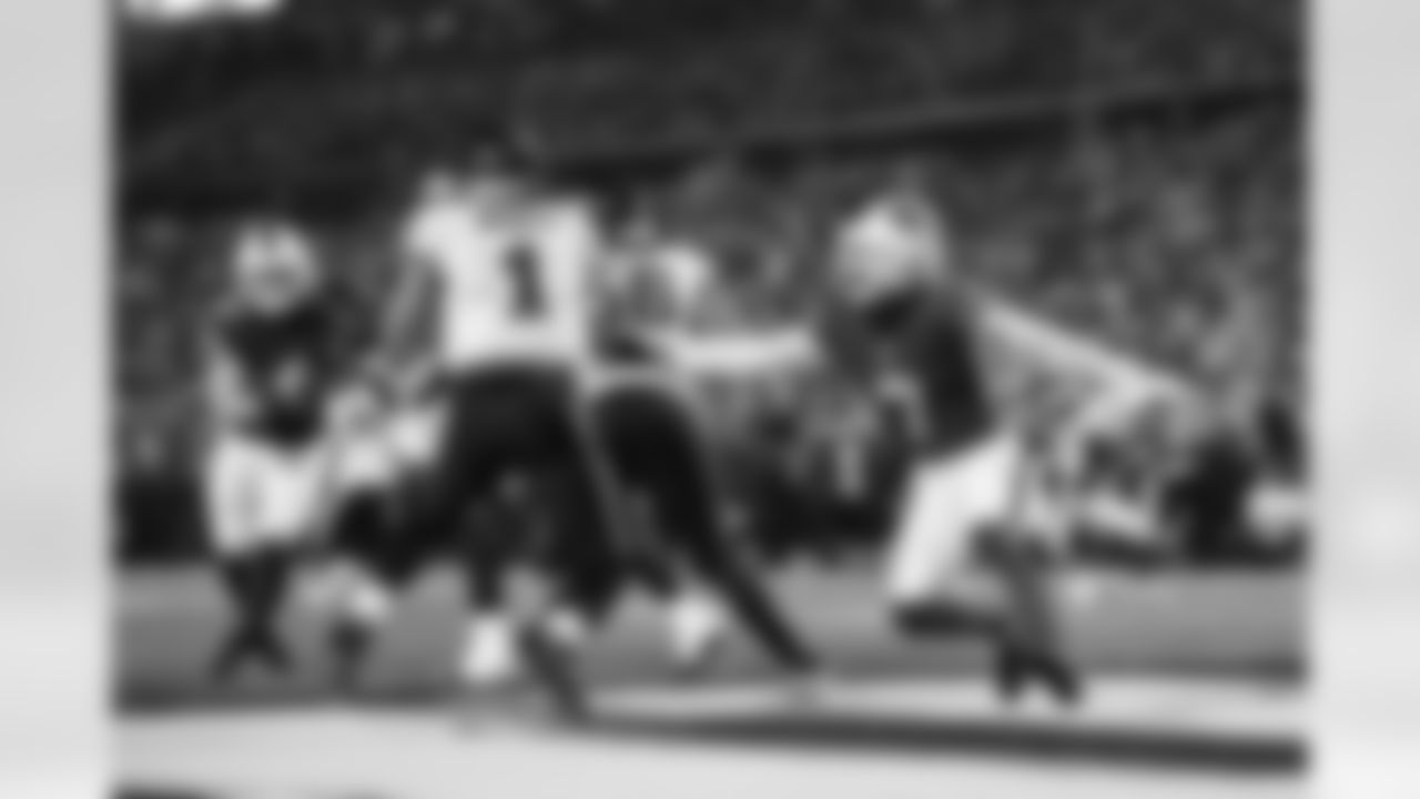 Buffalo Bills vs Philadelphia Eagles, Regular Season, December 28, 2025 at Highmark Stadium.