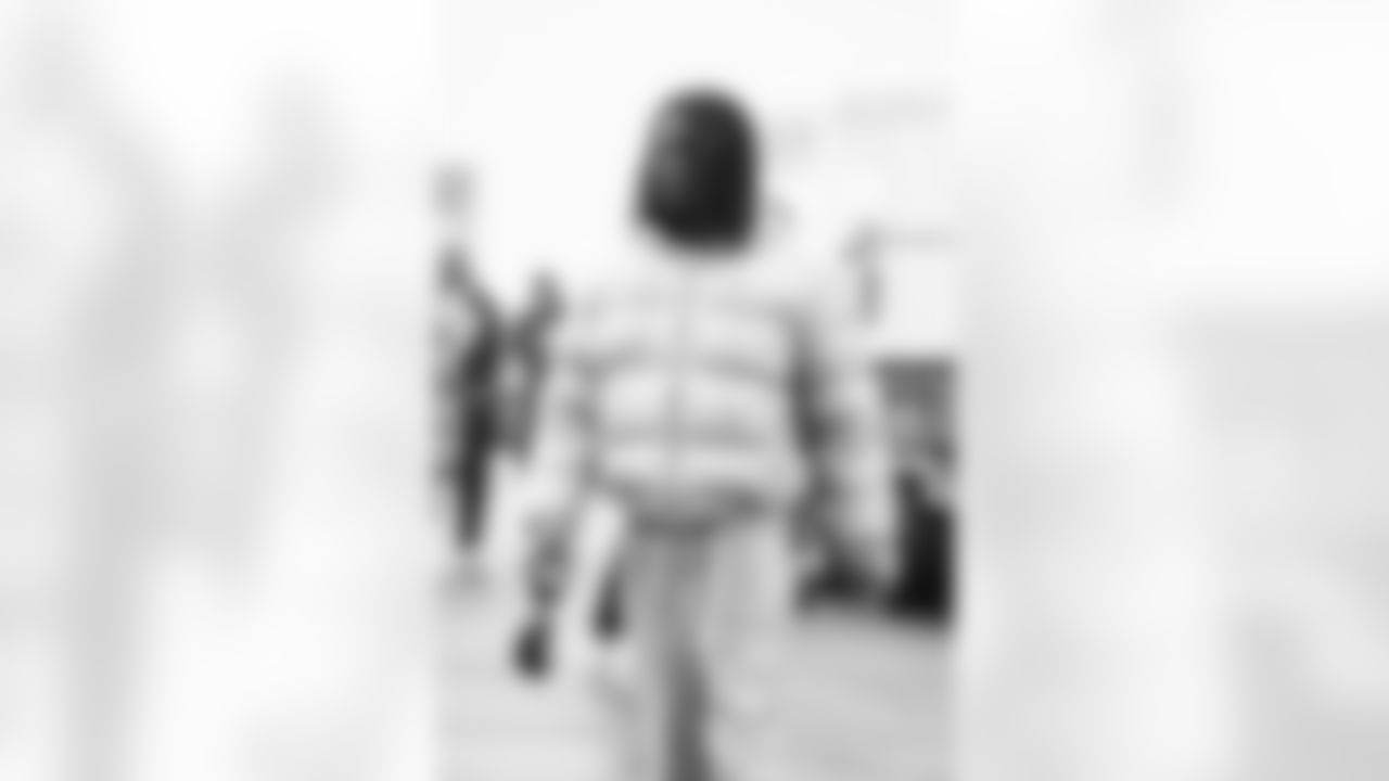 Buffalo Bills vs Cincinnati Bengals, Regular Season, December 07, 2025 at Highmark Stadium.