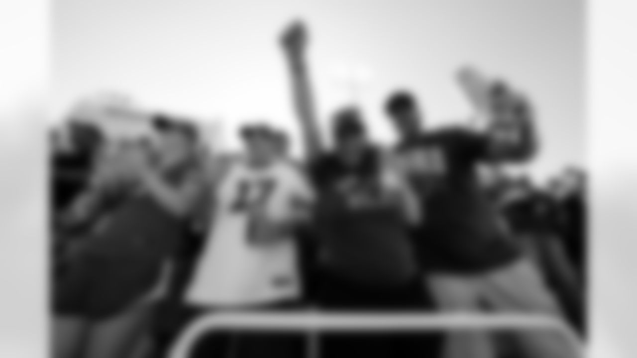 Buffalo Bills vs New Orleans Saints, Regular Season, September 28, 2025 at Highmark Stadium.