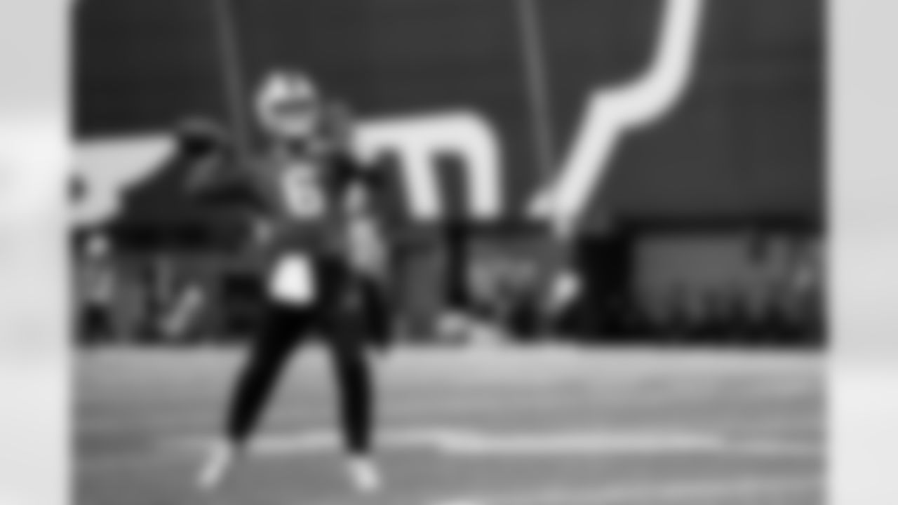 Shane Buechele (6). Buffalo Bills Week 16 Practice, December 18, 2025 at Buffalo Bills Training Center.