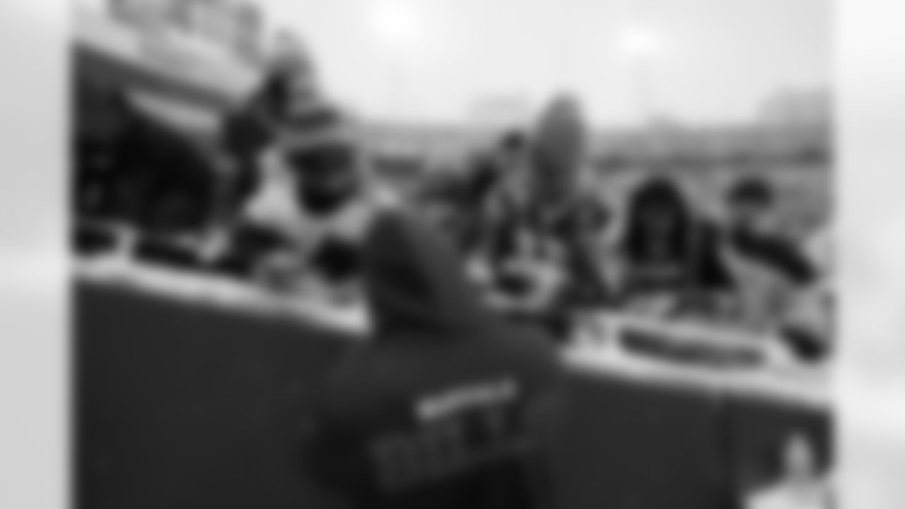 Buffalo Bills vs Cincinnati Bengals, Regular Season, December 07, 2025 at Highmark Stadium.