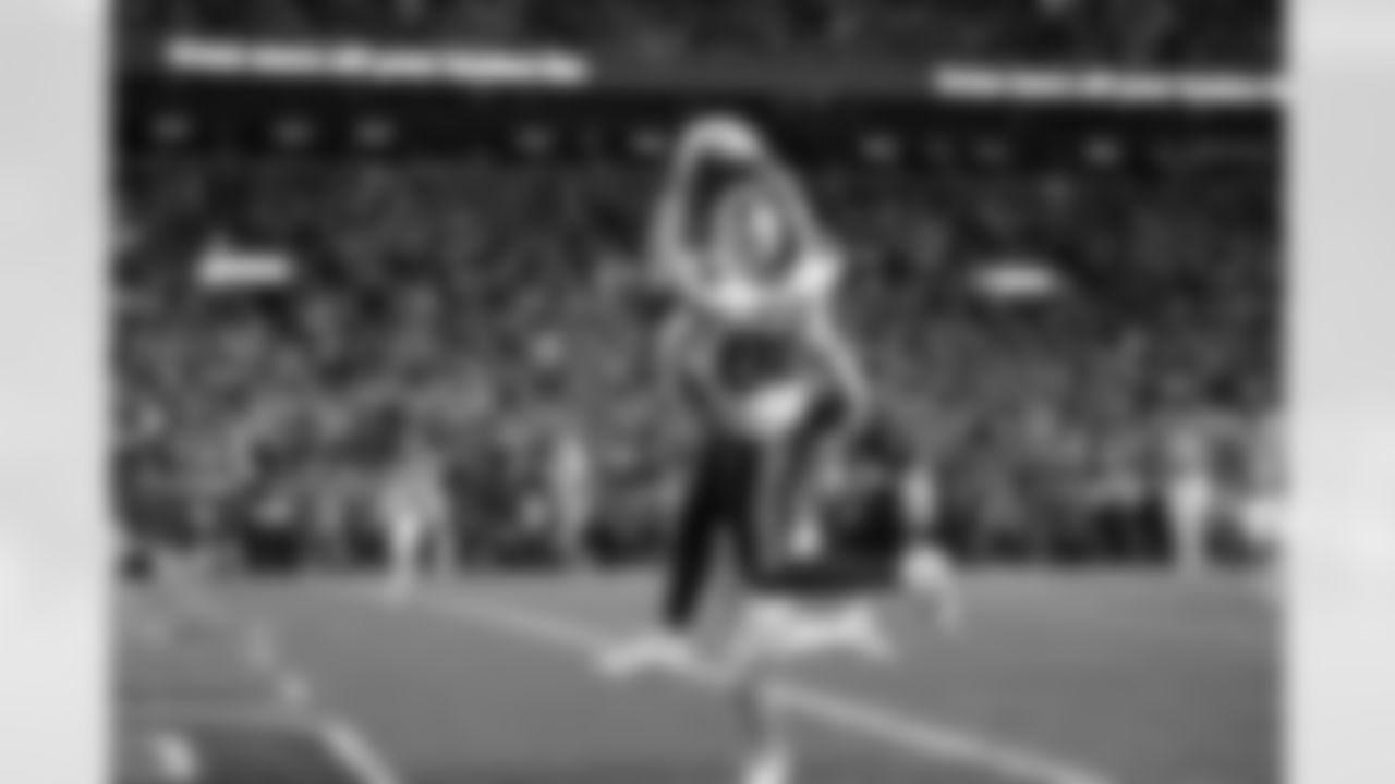 Buffalo Bills vs Denver Broncos, Divisional Game, January 17, 2026 at Empower Field at Mile High.