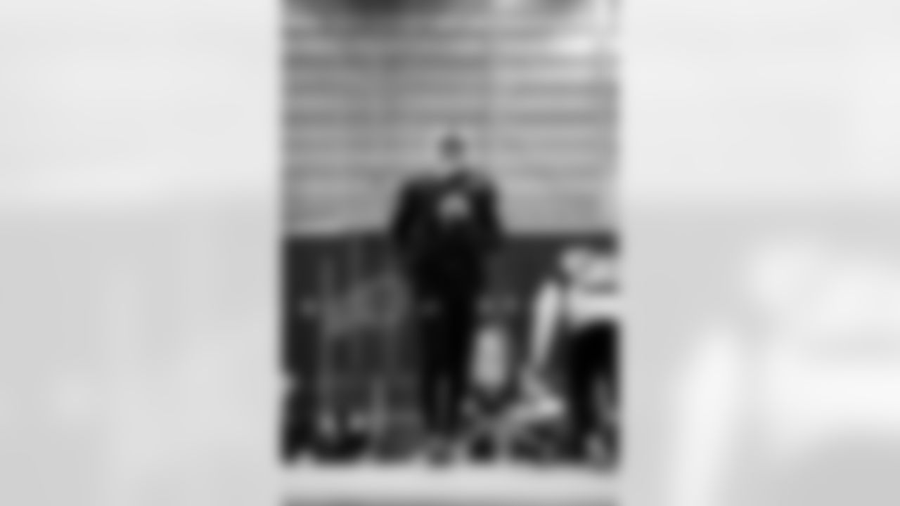 Terrel Bernard. Buffalo Bills Week 15 Practice, December 11, 2025 at Buffalo Bills Training Center.