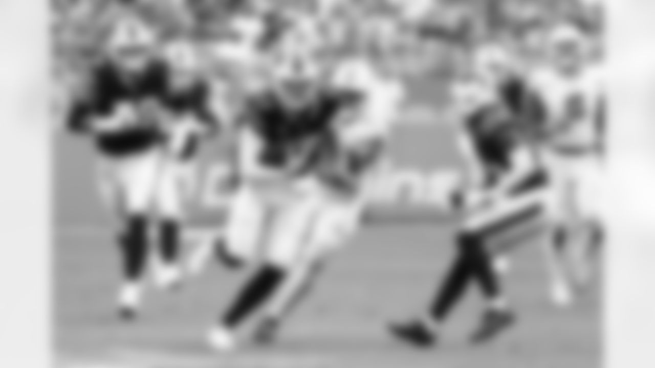 Miami Dolphins vs Buffalo Bills, Regular Season, November 09, 2025 at Hard Rock Stadium.