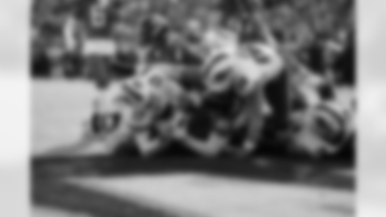 Buffalo Bills vs Jacksonville Jaguars, Wild Card Weekend, January 11, 2026 at EverBank Stadium.