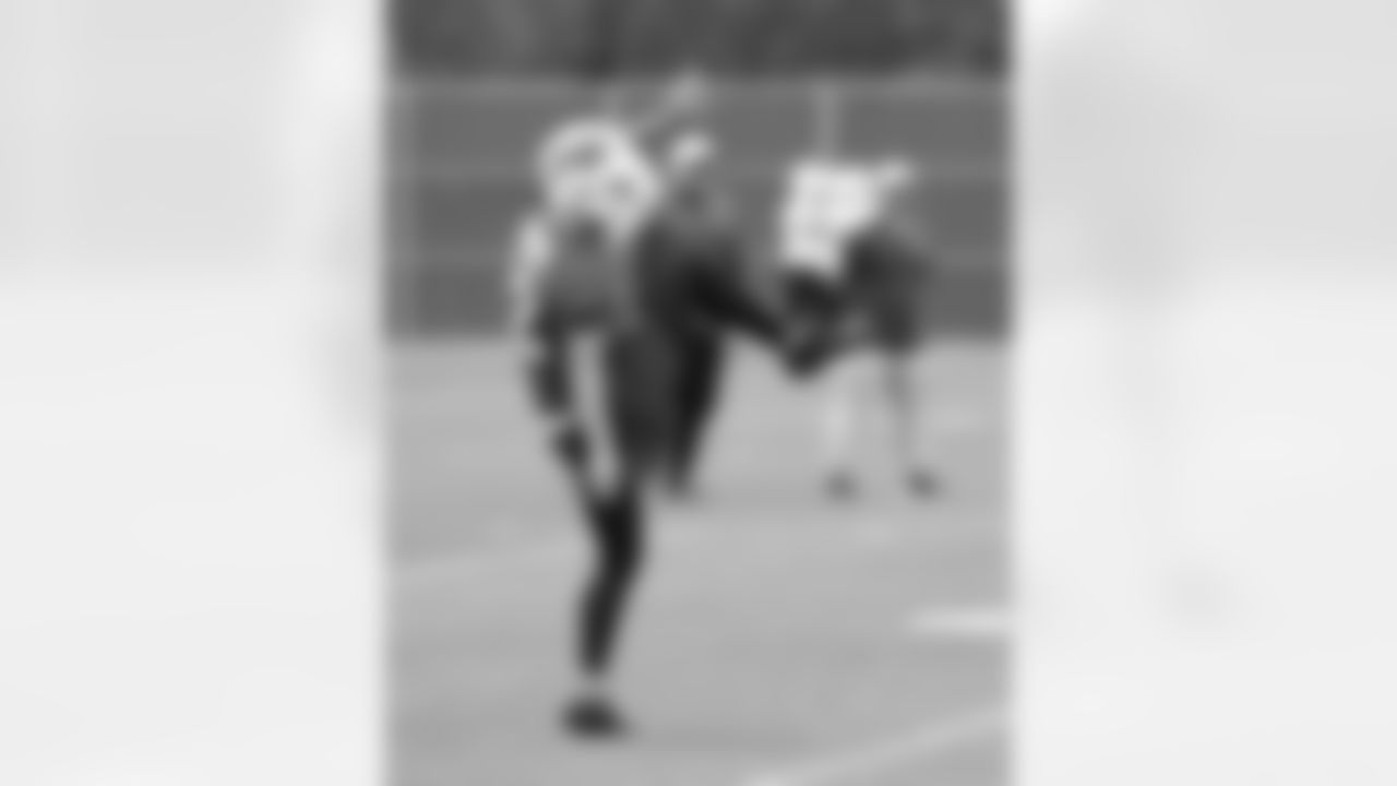 Jake Camarda (32). Buffalo Bills OTA workouts, May 27, 2025 at the Buffalo Bills Training Center.