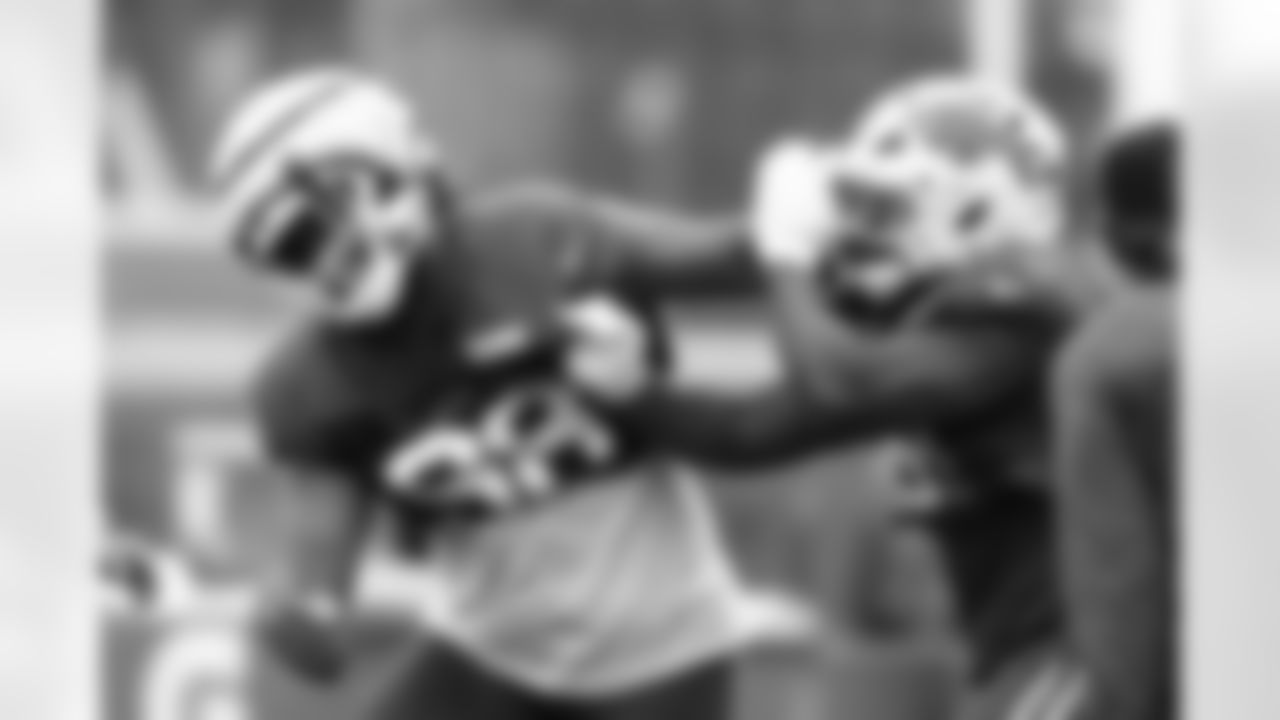 T.J. Sanders (98), Ed Oliver (91). Buffalo Bills Training Camp, August 20, 2025 at Buffalo Bills Training Facility.