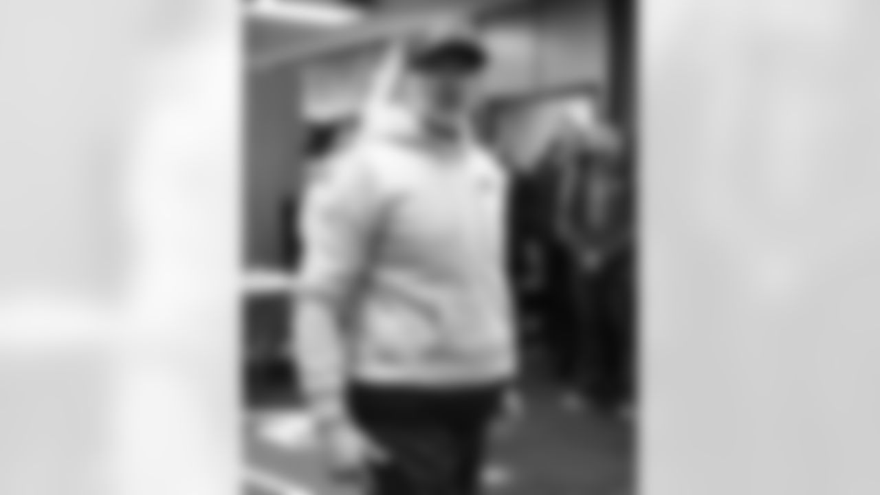 Buffalo Bills vs Tampa Bay Buccaneers, Regular Season, November 16, 2025 at Highmark Stadium.