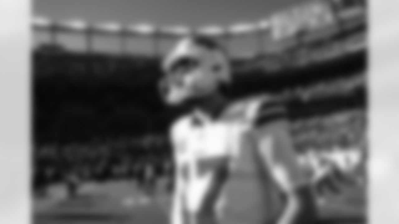 Buffalo Bills vs Denver Broncos, Divisional Game, January 17, 2026 at Empower Field at Mile High.