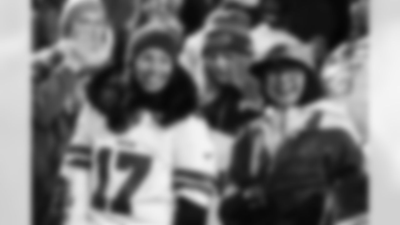 Buffalo Bills vs New York Jets, Regular Season, January 04, 2026 at Highmark Stadium.