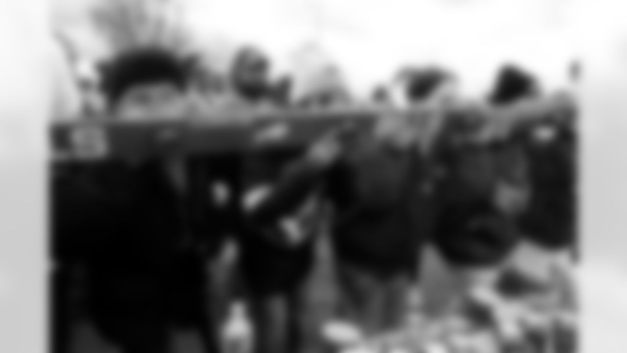 Buffalo Bills vs Tampa Bay Buccaneers, Regular Season, November 16, 2025 at Highmark Stadium.