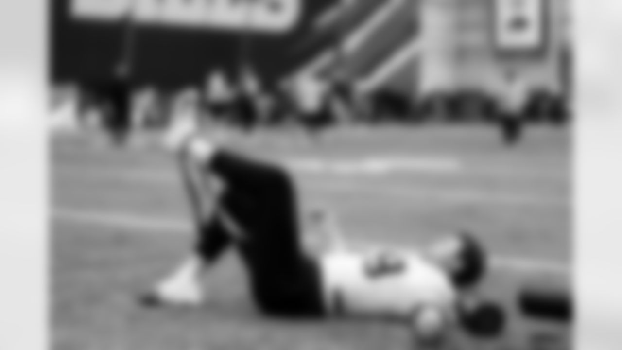 Spencer Brown. Buffalo Bills Week 16 Practice, December 19, 2025 at Buffalo Bills Training Center.