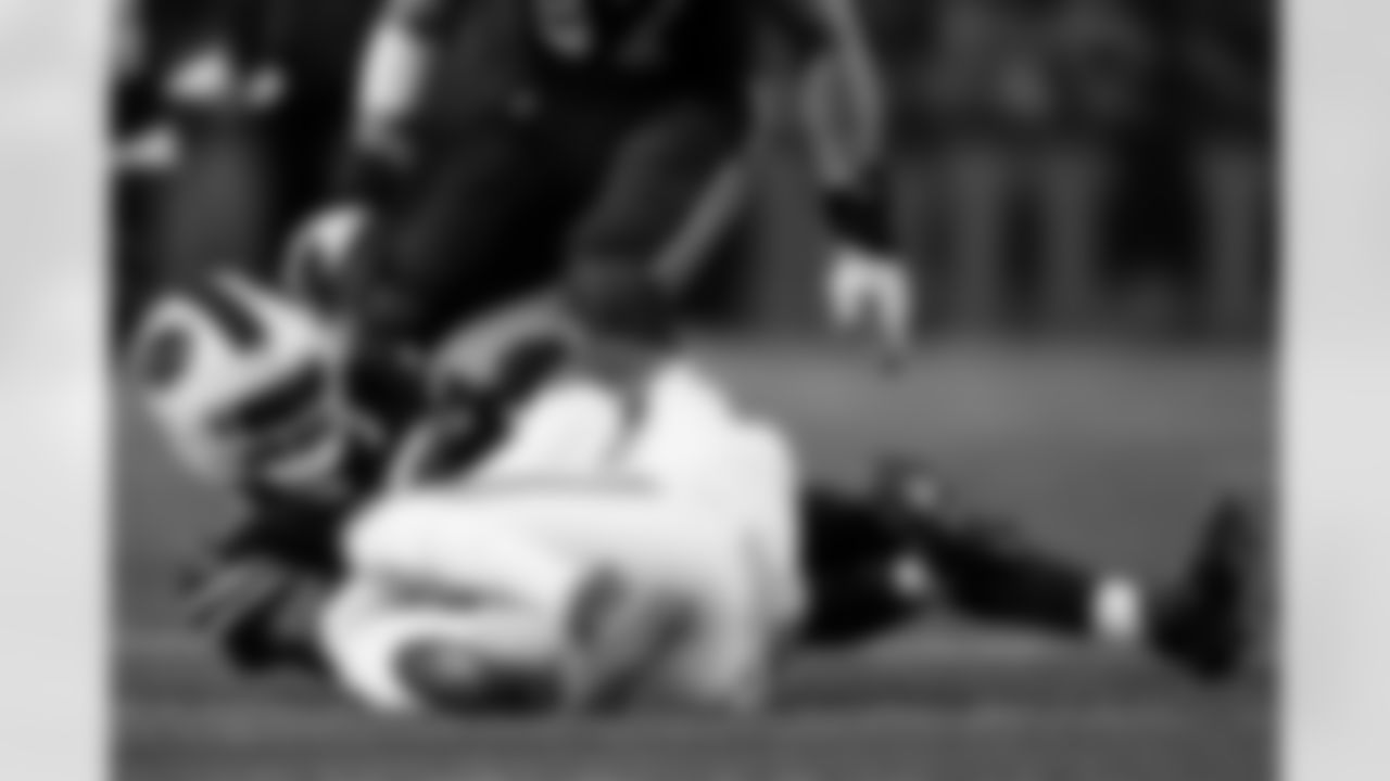 Buffalo Bills vs Miami Dolphins, Regular Season, September 18, 2025 at Highmark Stadium.