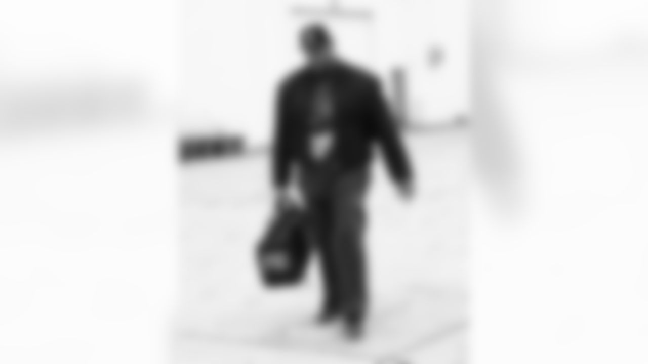 Dion Dawkins (73). Buffalo Bills travel to Cleveland, December 20, 2025 at Buffalo Niagara International Airport.