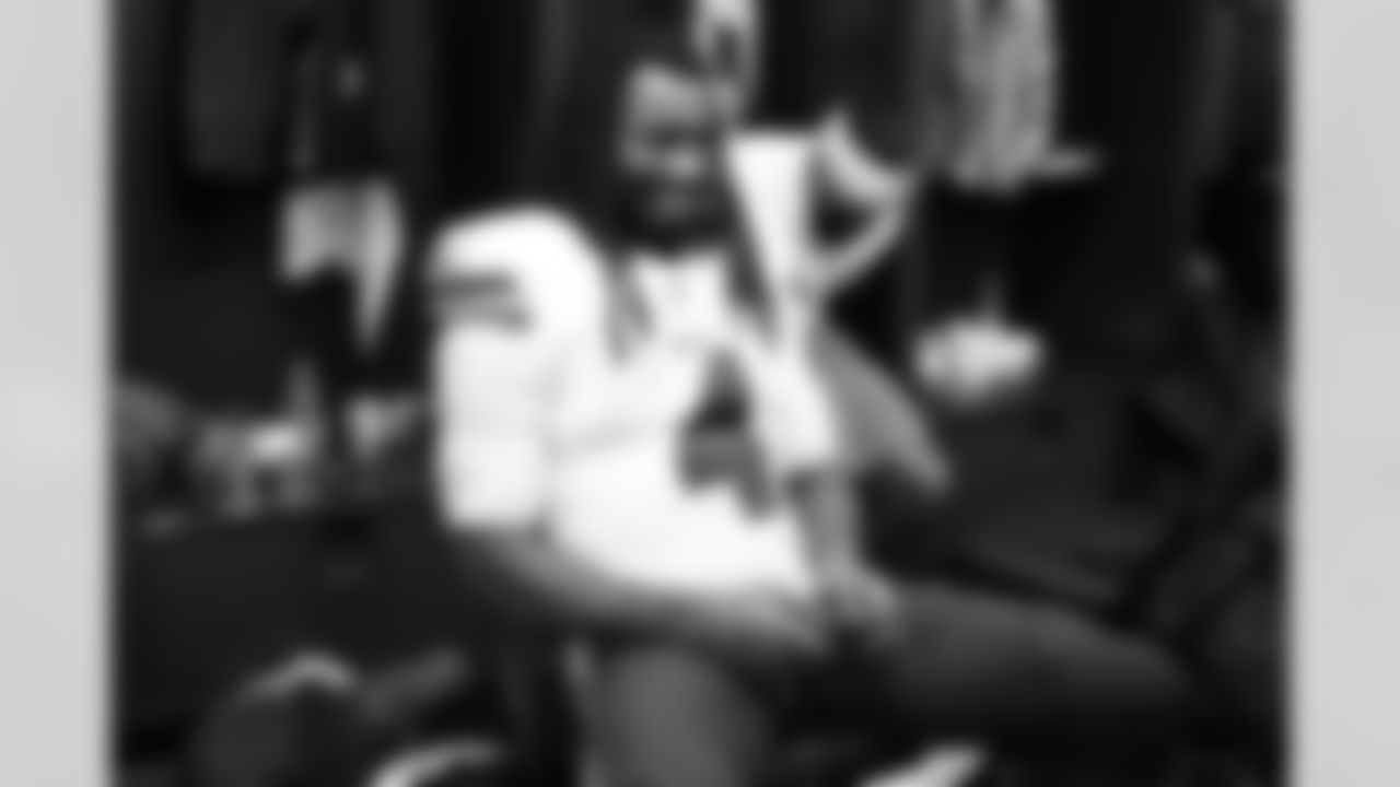 New England Patriots vs Buffalo Bills, Regular Season, December 14, 2025 at Gillette Stadium.