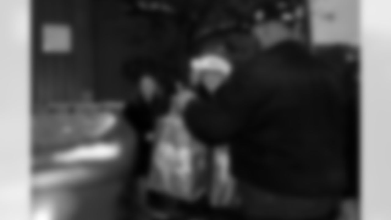 Dion's Dreamers Food Giveaway, December 09, 2025 at the Salvation Army.