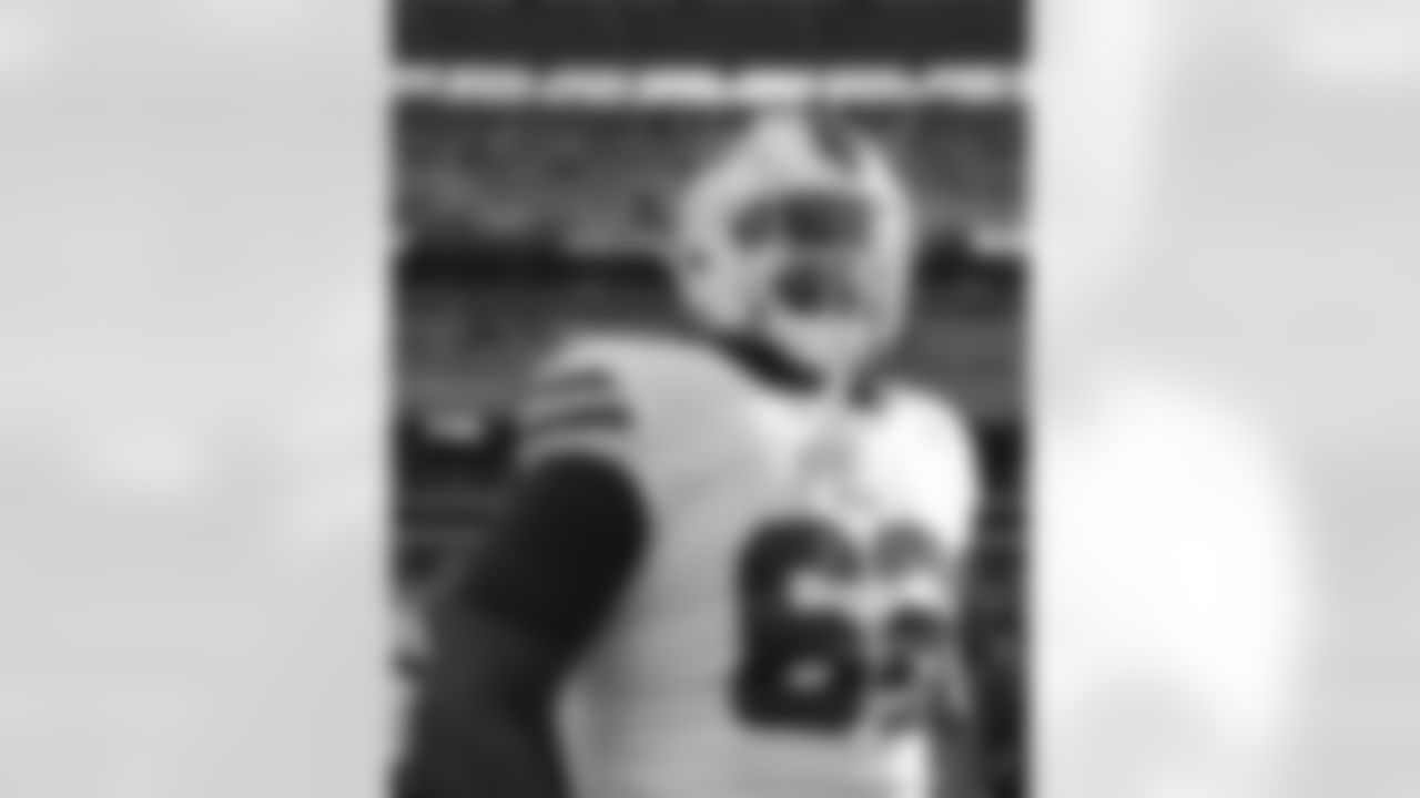 Cleveland Browns vs Buffalo Bills, Regular Season, December 21, 2025 at Huntington Bank Field.