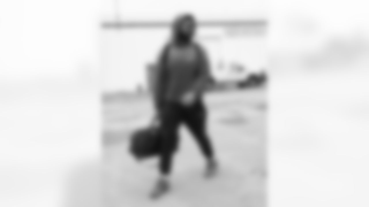 A.J. Epenesa (57). Buffalo Bills travel to Pittsburgh, November 29, 2025 at Buffalo Niagara International Airport.