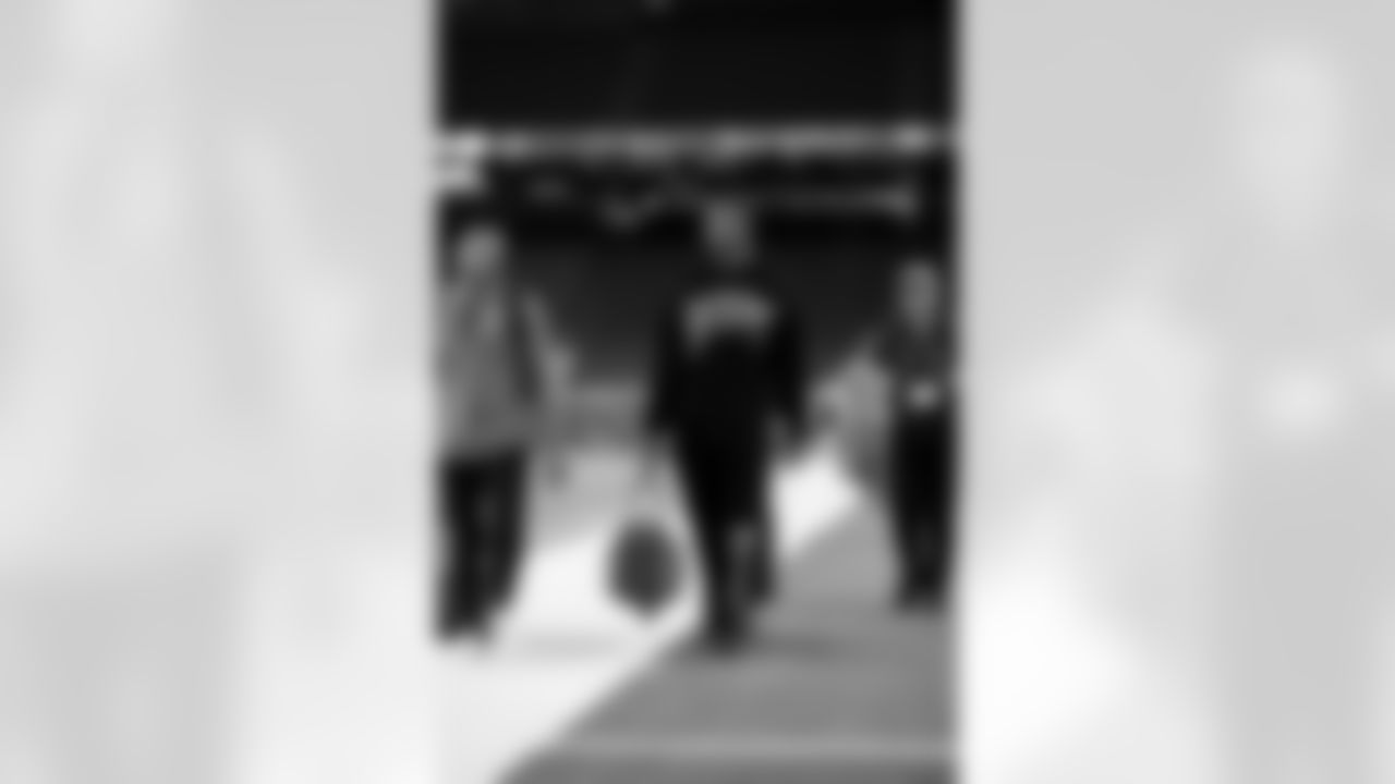 Houston Texans vs Buffalo Bills, Regular Season, November 20, 2025 at NRG Stadium.