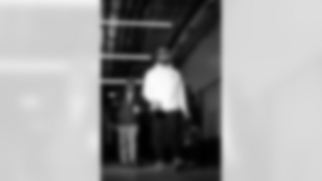 Cleveland Browns vs Buffalo Bills, Regular Season, December 21, 2025 at Huntington Bank Field.