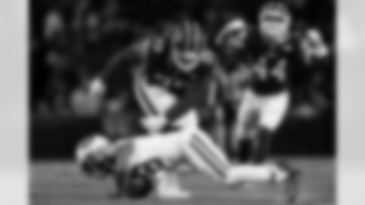 Buffalo Bills vs New York Jets, Regular Season, January 04, 2026 at Highmark Stadium.