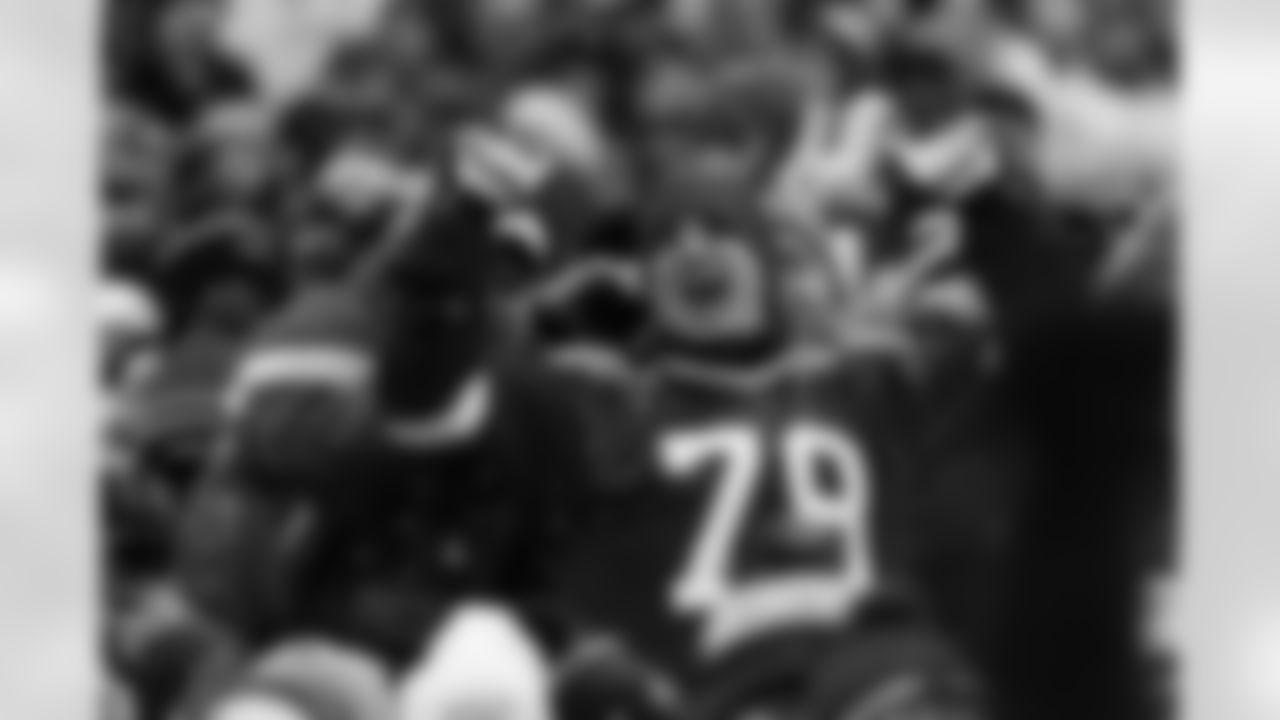 Buffalo Bills vs Cincinnati Bengals, Regular Season, December 07, 2025 at Highmark Stadium.