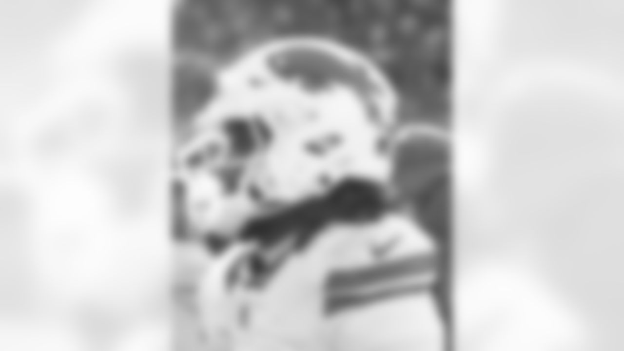 Cleveland Browns vs Buffalo Bills, Regular Season, December 21, 2025 at Huntington Bank Field.