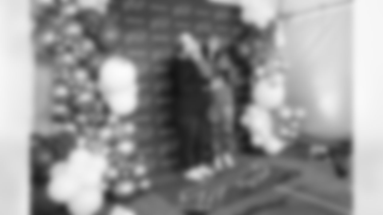 Buffalo Bills vs Tampa Bay Buccaneers, Regular Season, November 16, 2025 at Highmark Stadium.