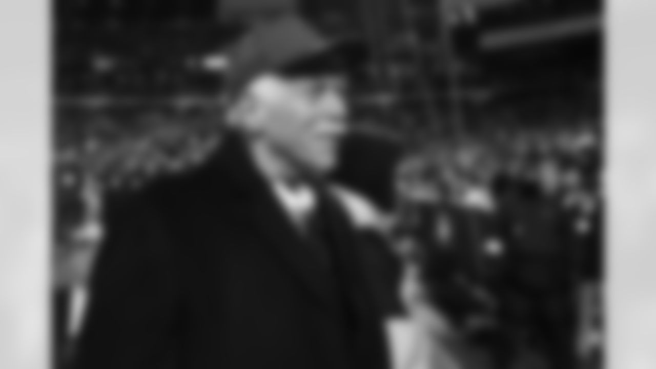 Buffalo Bills vs New York Jets, Regular Season, January 04, 2026 at Highmark Stadium.