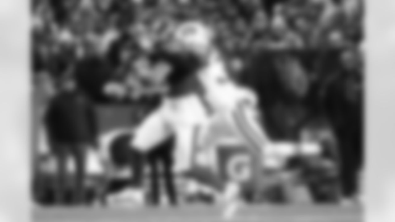 Buffalo Bills vs New York Jets, Regular Season, January 04, 2026 at Highmark Stadium.