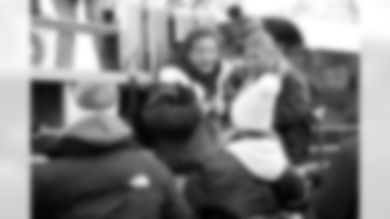 Buffalo Bills vs Tampa Bay Buccaneers, Regular Season, November 16, 2025 at Highmark Stadium.