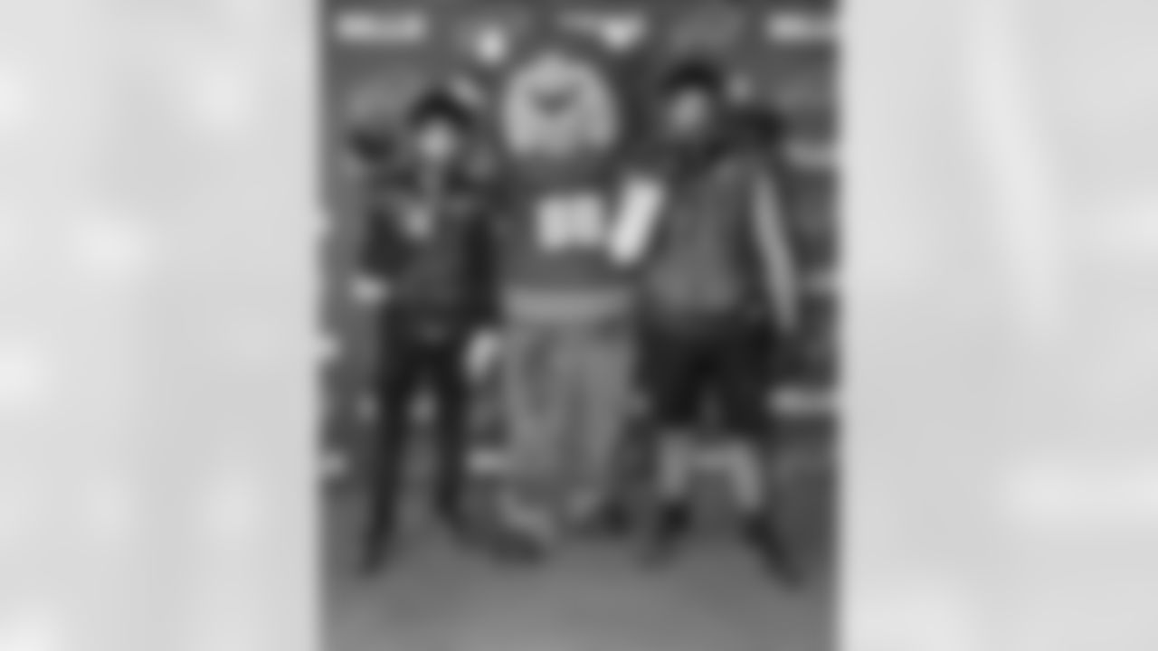 High School Football Metro Bowl Championship, November 19, 2025 at Varsity Stadium.