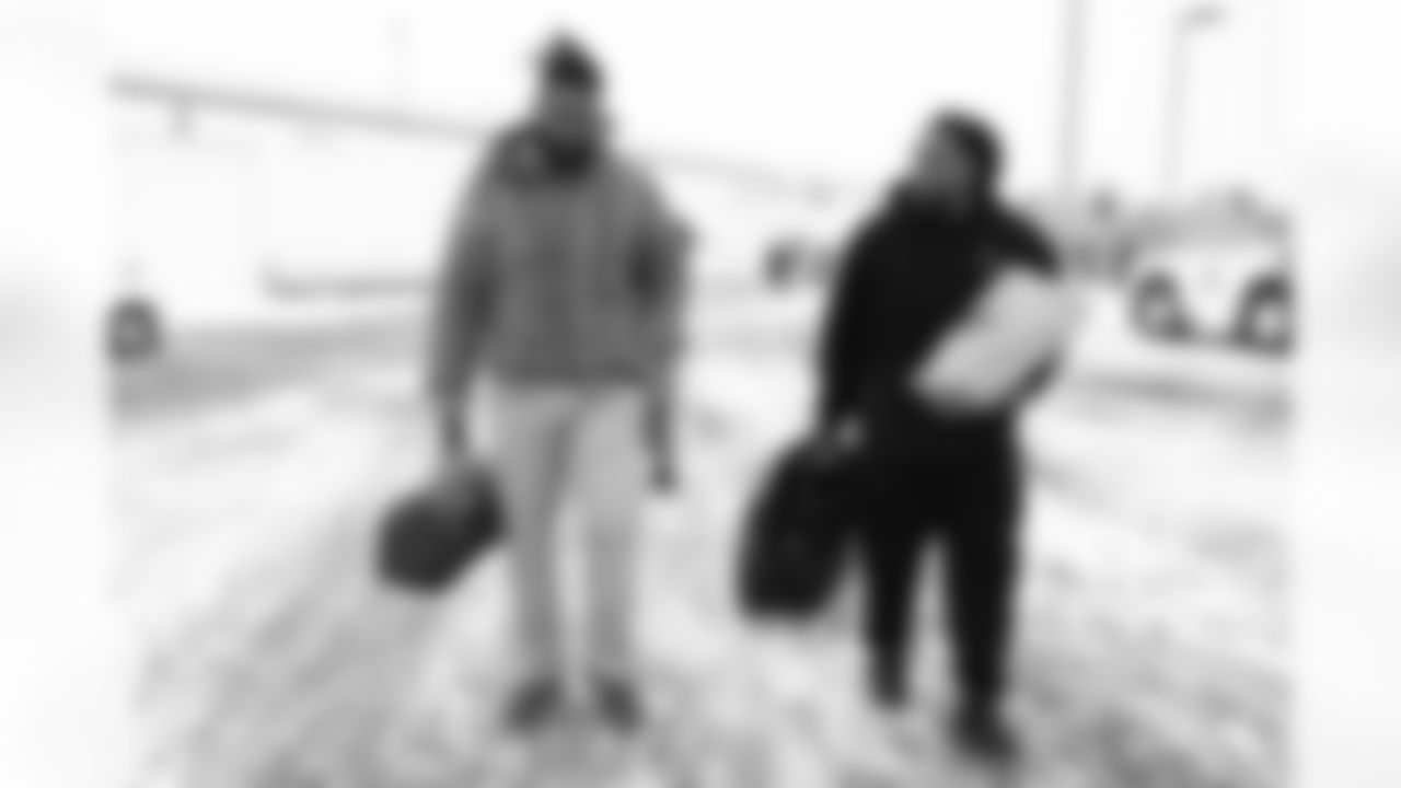 Jordan Phillips (52), Shaq Thompson (45). Buffalo Bills travel to Foxborough, December 13, 2025 at Buffalo Niagara International Airport.