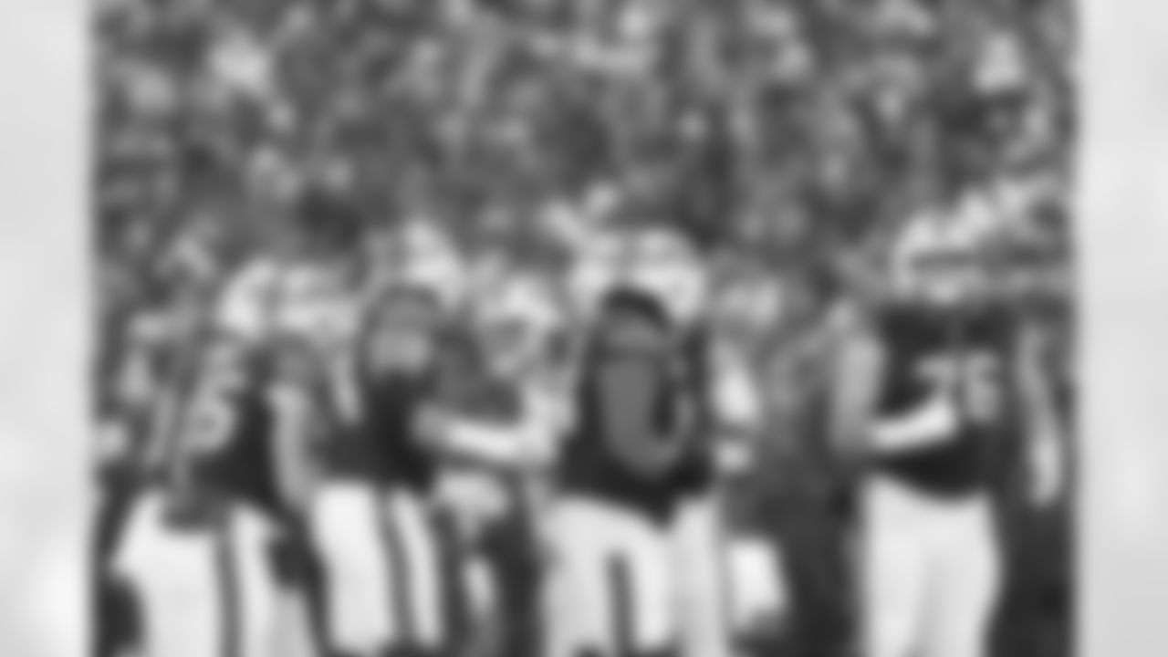 Buffalo Bills vs Cincinnati Bengals, Regular Season, December 07, 2025 at Highmark Stadium.