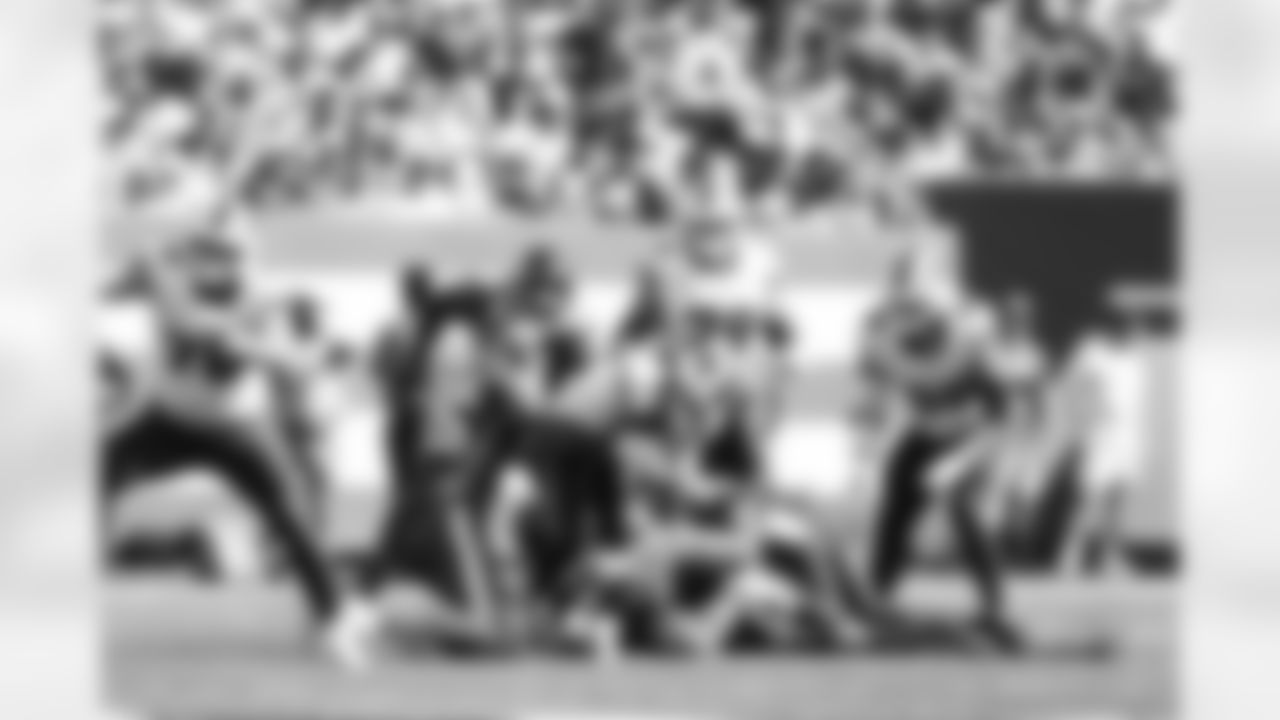 New York Jets vs Buffalo Bills, Regular Season, September 14, 2025 at Metlife Stadium.