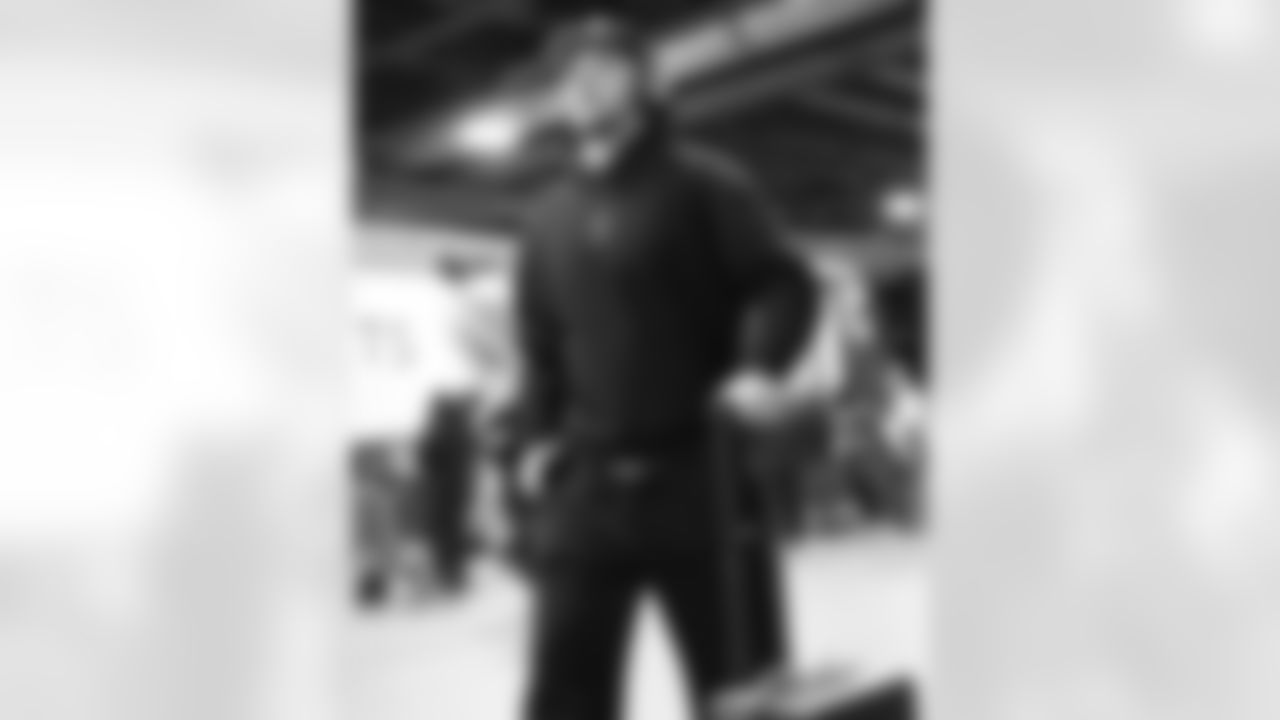 Buffalo Bills vs Denver Broncos, Divisional Game, January 17, 2026 at Empower Field at Mile High.