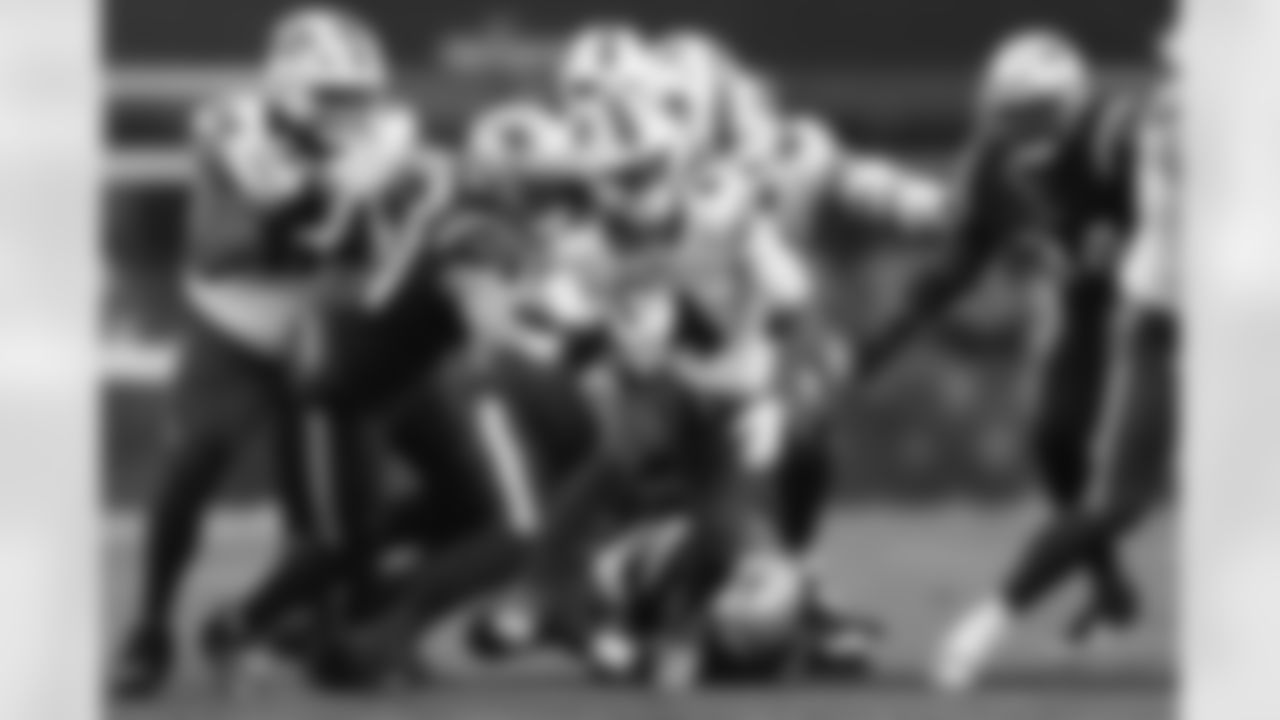 New England Patriots vs Buffalo Bills, Regular Season, December 14, 2025 at Gillette Stadium.