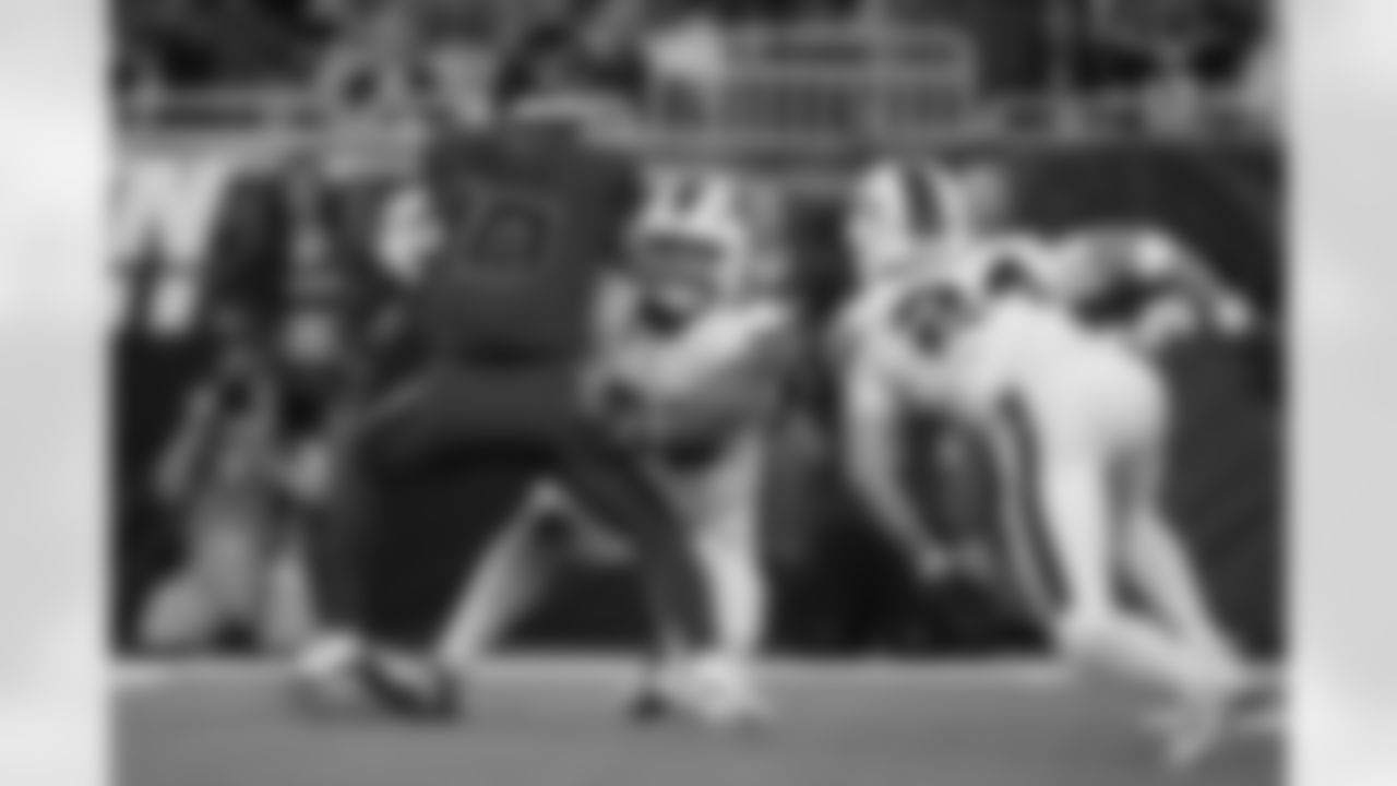 Houston Texans vs Buffalo Bills, Regular Season, November 20, 2025 at NRG Stadium.