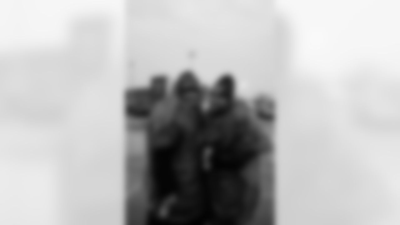 Buffalo Bills vs Philadelphia Eagles, Regular Season, December 28, 2025 at Highmark Stadium.