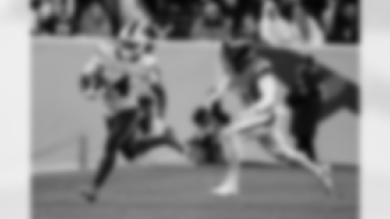 Buffalo Bills vs Denver Broncos, Divisional Game, January 17, 2026 at Empower Field at Mile High.