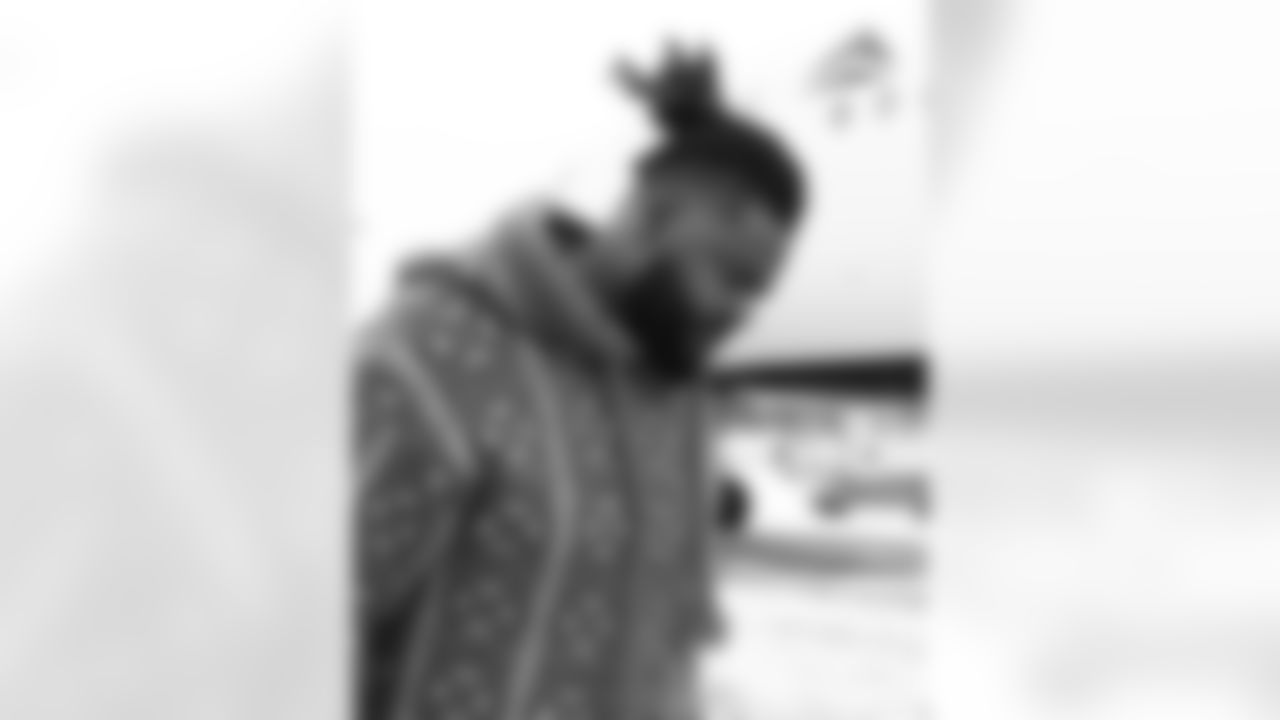 Jordan Phillips (52). Buffalo Bills travel to Foxborough, December 13, 2025 at Buffalo Niagara International Airport.