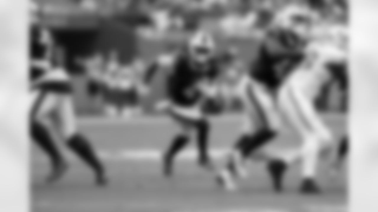 Miami Dolphins vs Buffalo Bills, Regular Season, November 09, 2025 at Hard Rock Stadium.