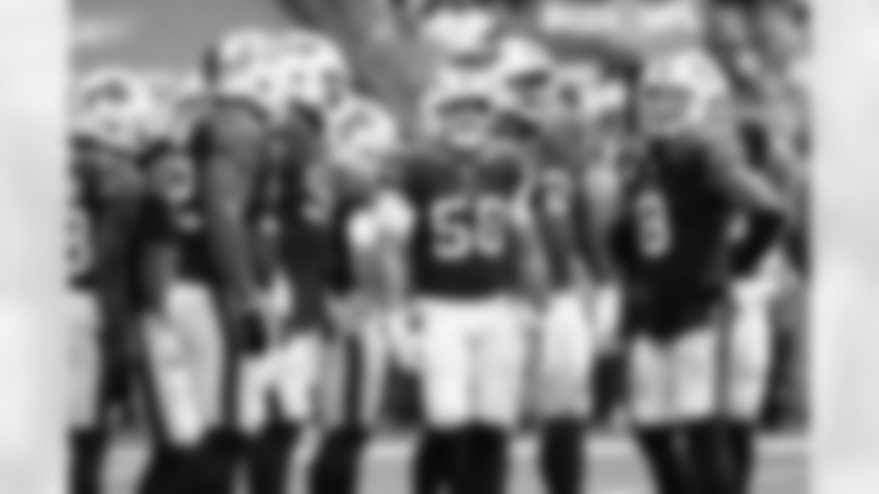 Miami Dolphins vs Buffalo Bills, Regular Season, November 09, 2025 at Hard Rock Stadium.