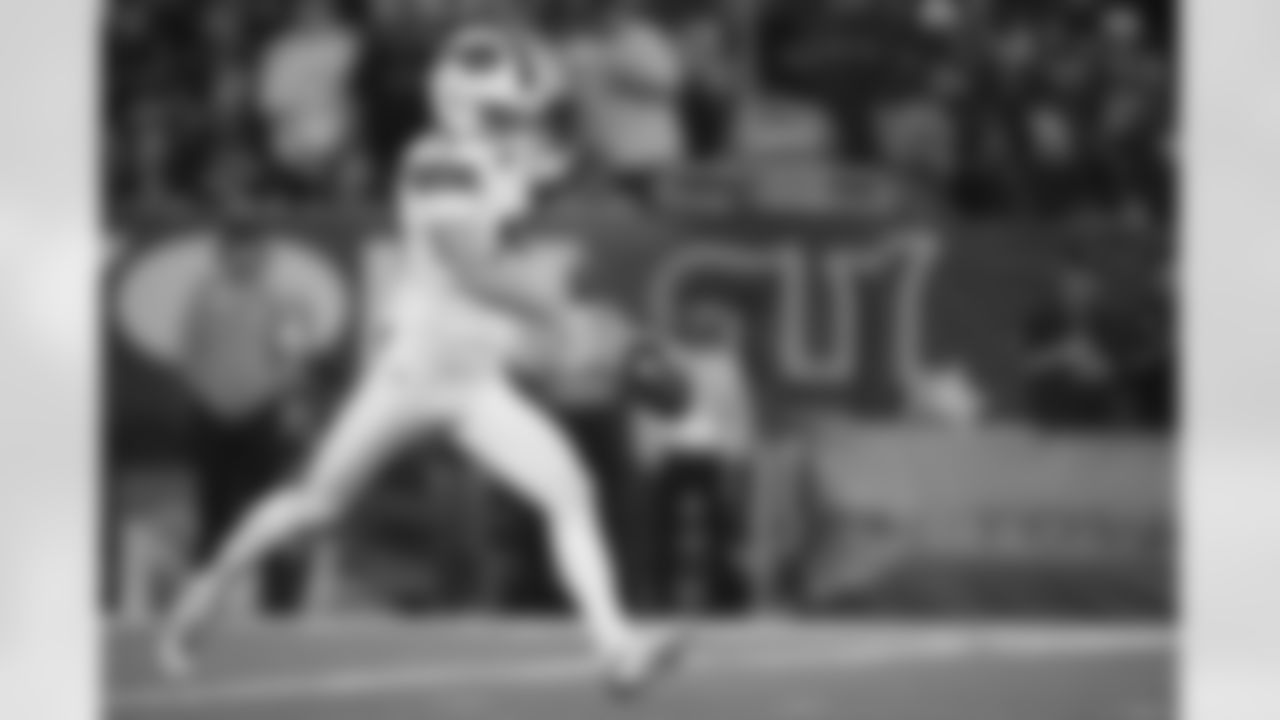 Houston Texans vs Buffalo Bills, Regular Season, November 20, 2025 at NRG Stadium.