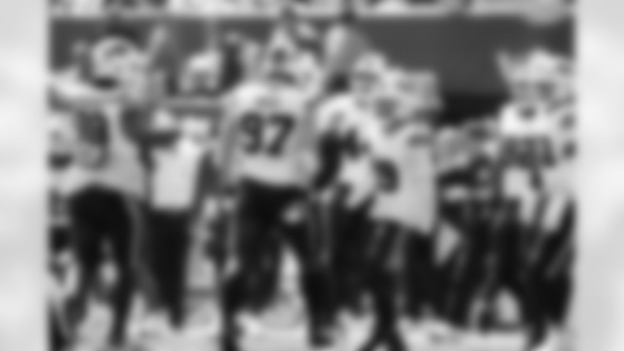 New York Jets vs Buffalo Bills, Regular Season, September 14, 2025 at Metlife Stadium.